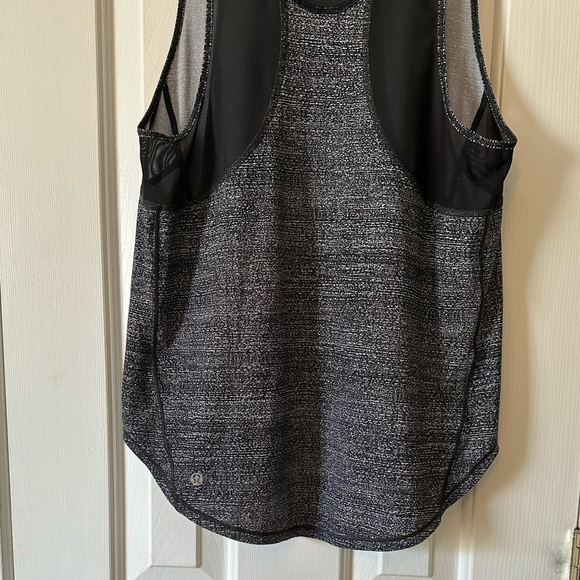 Lululemon Sculpt Tank - Picture 2 of 3